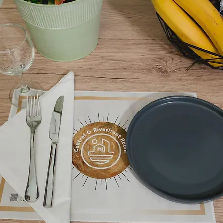 & Riverfront 2 شقة *